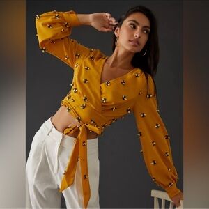 Mustard Yellow Wrap Top with Adorable Honey Bee 🐝 Embellishments!